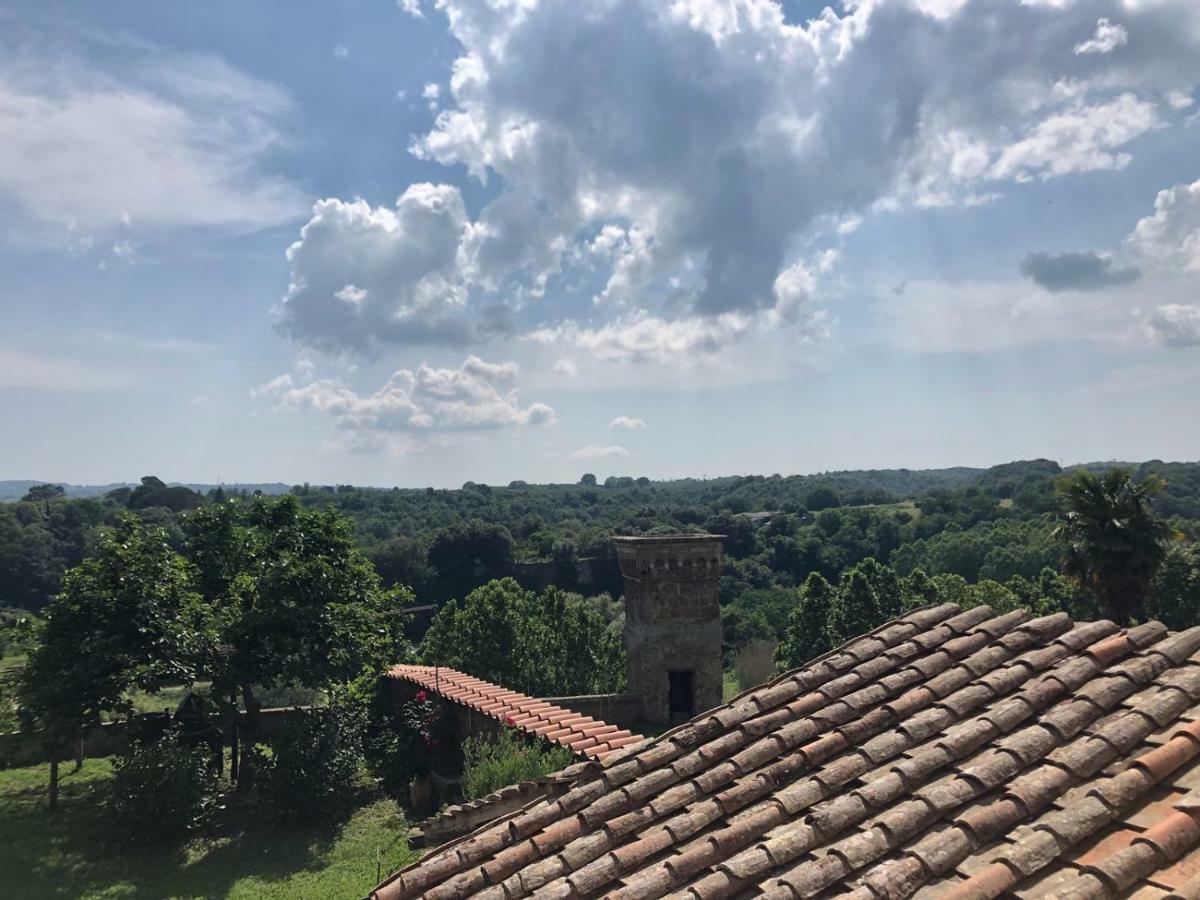 Casa Vacanze La Torretta Sutri Kültér fotó