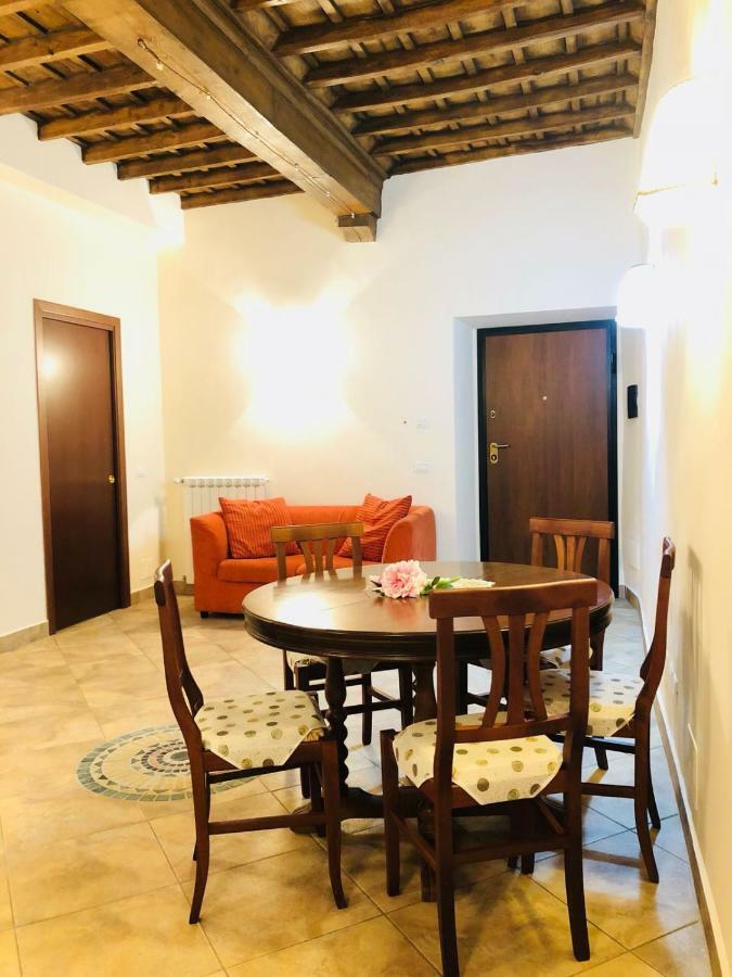 Casa Vacanze La Torretta Sutri Kültér fotó